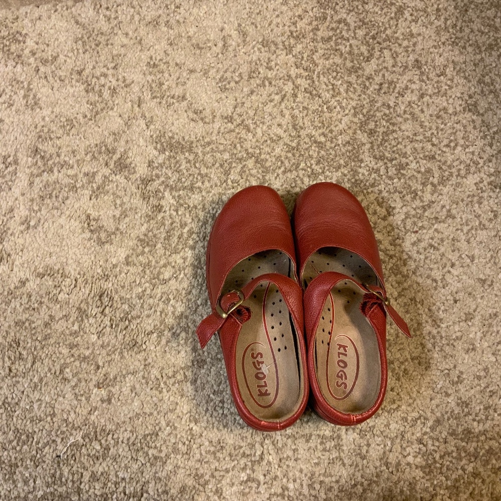 Shoe